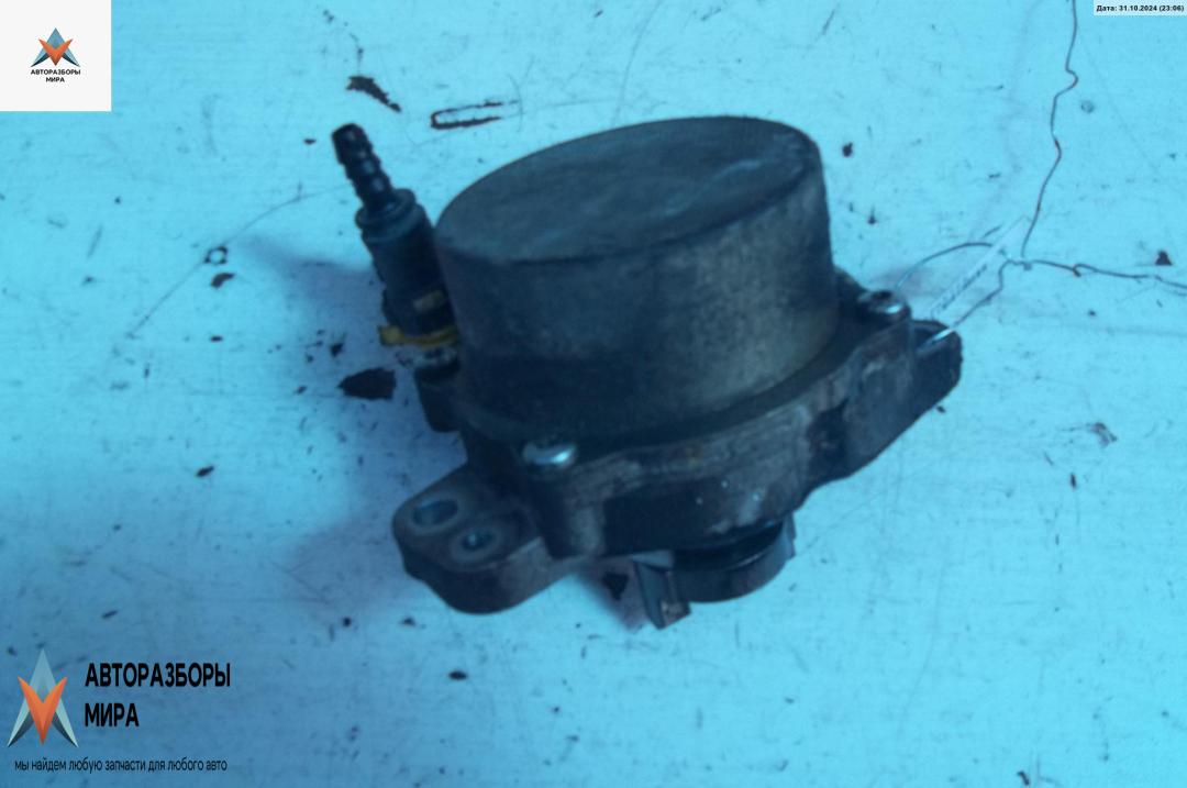 насос вакуумный Opel Corsa D 2008, 1.3 л., дизель, МКПП, синий, хетчбэк 5 дв. - фото №1