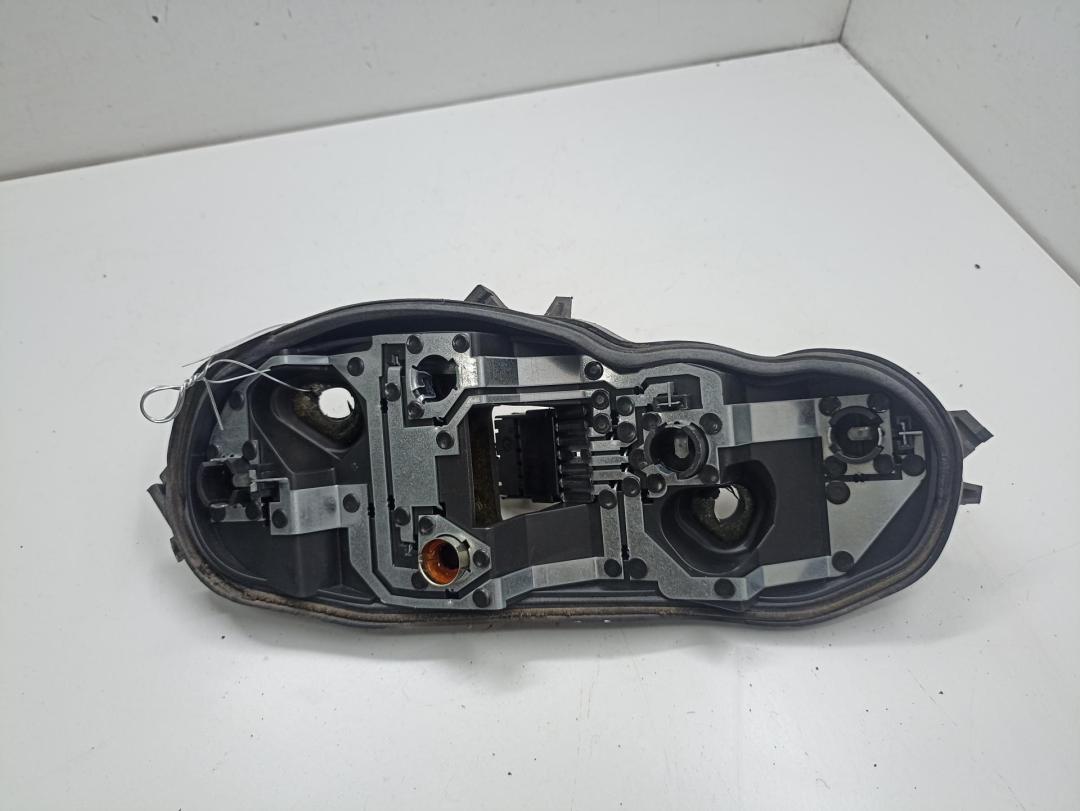 панель заднего левого фонаря Opel Corsa D 2007, 1.2 л., бензин, МКПП, серый, хетчбэк 3 дв.