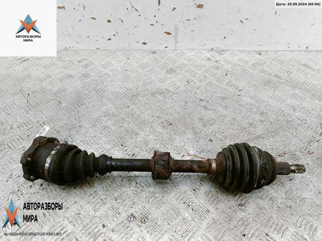 полуось передняя левая (приводной вал, ШРУС) Volkswagen Golf 4 поколение 2000, 1.6 л., бензин, МКПП, чёрный, хетчбэк 5 дв. - фото №1