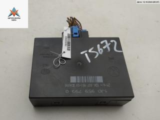 блок комфорта Volkswagen Bora 1 поколение 1998, 1.6 л., бензин, МКПП, зелёный, седан, 1J0959799Q