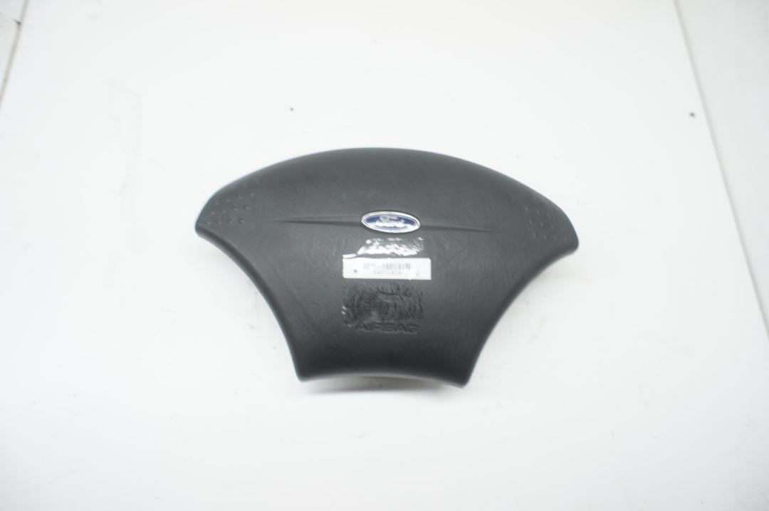 подушка безопасности водителя Ford Focus 1 поколение 2000, 1.6 л., i, бензин, МКПП, серый, хетчбэк 3 дв., 98ABA042B85DCYYFY - фото №1