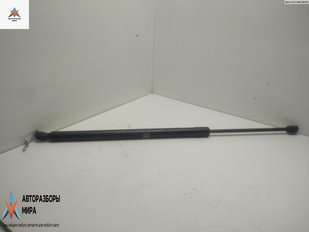 амортизатор крышки багажника (3-5 двери) Honda CR-V 3 поколение 2008, 2.2 л., дизель, МКПП, серый, внедорожник 5 дв. - фото №1