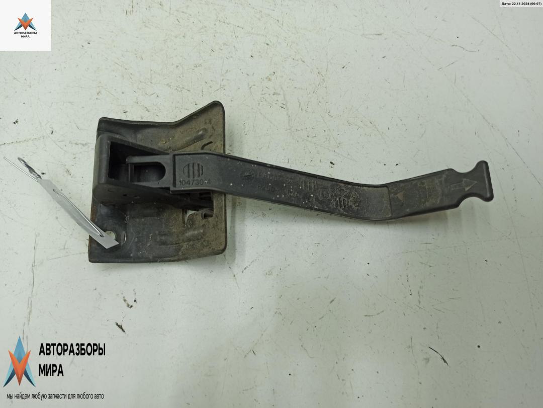 замок капота Renault Scenic 2 поколение 2005, 1.5 л., дизель, МКПП, серый, минивэн, 8200119676 - фото №1