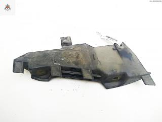 крепление фары правой BMW 5 серия E39 1995, 2.5 л., бензин, МКПП, зелёный, седан, 63128362442