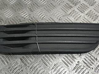 заглушка (решетка) в бампер Ford Focus 2 поколение 2005, 1.6 л., i, бензин, АКПП, синий, хетчбэк 5 дв.
