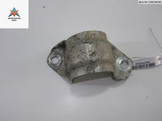 Крепление втулки стабилизатора заднего BMW 6 серия E63/E64 2004, 4.4 л., бензин, МКПП, серый, кабриолет, 6761729