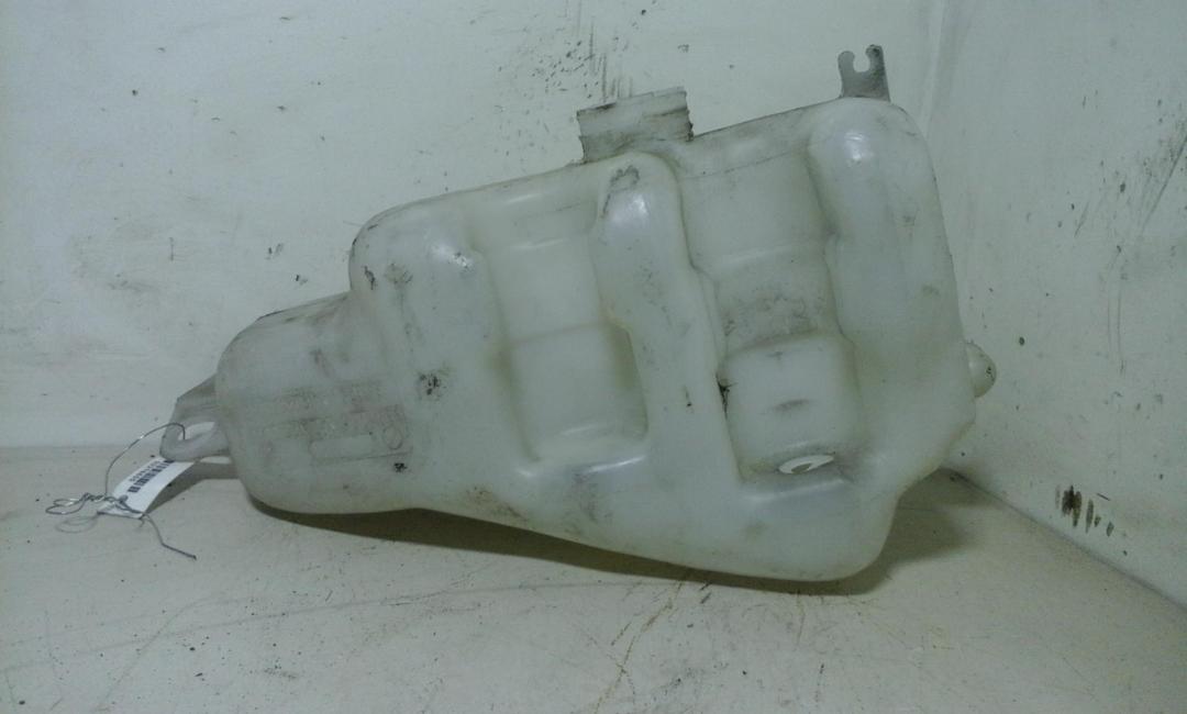 бачок омывателя Renault Clio I 1998, 1.4 л., бензин, хетчбэк 5 дв., 7700793031