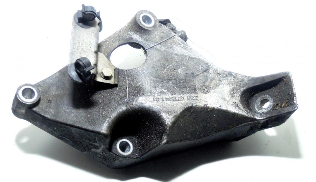 кронштейн двигателя BMW 3 E90/E91/E92/E93 2008, 2.0 л., дизель, МКПП, синий, универсал, 22116775041