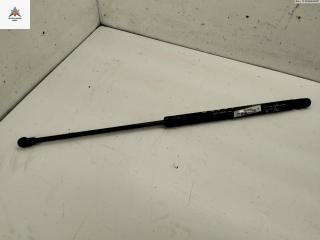 амортизатор крышки багажника (3-5 двери) Volkswagen Golf 4 поколение 1999, 1.6 л., бензин, МКПП, серый, хетчбэк 5 дв., 1J6827550