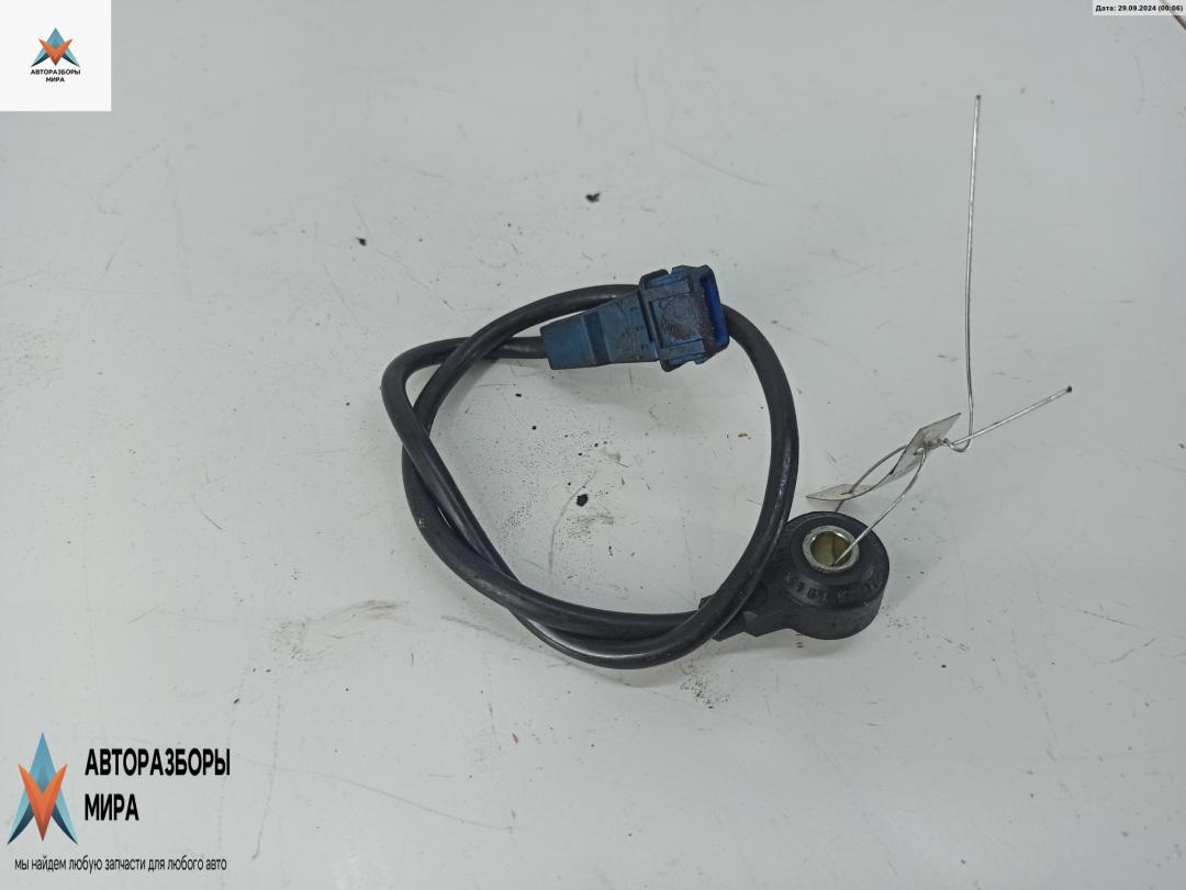 датчик детонации Audi A6 4B/C5 1998, 1.8 л., Ti, бензин, МКПП, чёрный, седан, 054905377 - фото №1