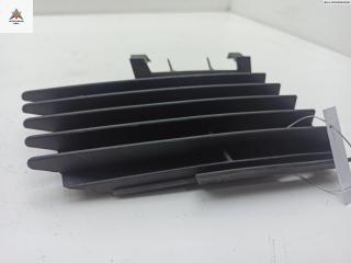 заглушка (решетка) в бампер Opel Vectra C 2002, 1.8 л., бензин, МКПП, серый, седан, 09186128