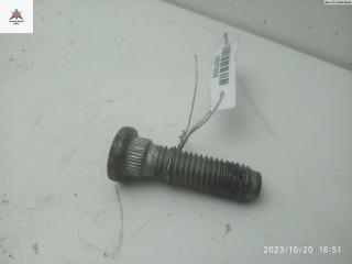 болт колесный Ford Transit 6 поколение 2005, 2.0 л., дизель, МКПП, красный, микроавтобус