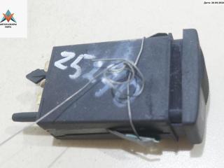 кнопка (выключатель) Audi A4 B5 1994, 1.8 л., бензин, МКПП, чёрный, седан