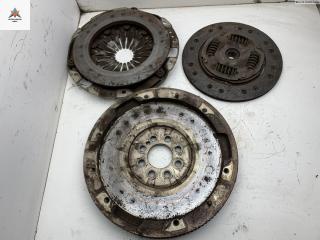 маховик Mercedes-Benz Vaneo W414 2003, 1.6 л., бензин, МКПП, серый, минивэн