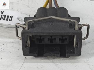 разъем (фишка) проводки Audi A4 B5 1995, 1.6 л., бензин, МКПП, синий, седан, 828963