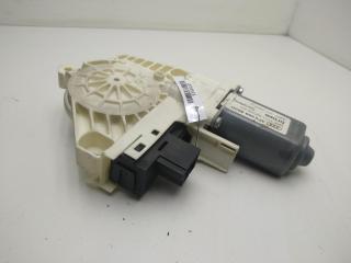 моторчик стеклоподъемника передний правый Audi A6 4F/C6 2006, 2.0 л., дизель, МКПП, серый, универсал, 4F0959802D