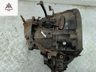 МКПП Renault Trafic 2 поколение [рестайлинг] 2006, 1.9 л., дизель, МКПП, белый, микроавтобус