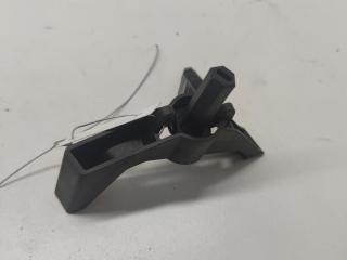 кронштейн (крепление) Audi A4 B7 2007, 2.0 л., дизель, МКПП, синий, универсал, 8E99451844