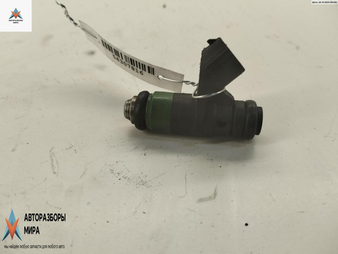 форсунка Skoda Fabia 1 поколение (6Y) 2003, 1.2 л., бензин, МКПП, синий, хетчбэк 5 дв., 03E906031 - фото №1