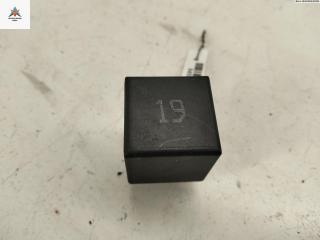 Реле стеклоочистителя (дворников) Volkswagen Polo 3 поколение [рестайлинг] 2000, 1.4 л., дизель, МКПП, чёрный, хетчбэк 3 дв., 191955531