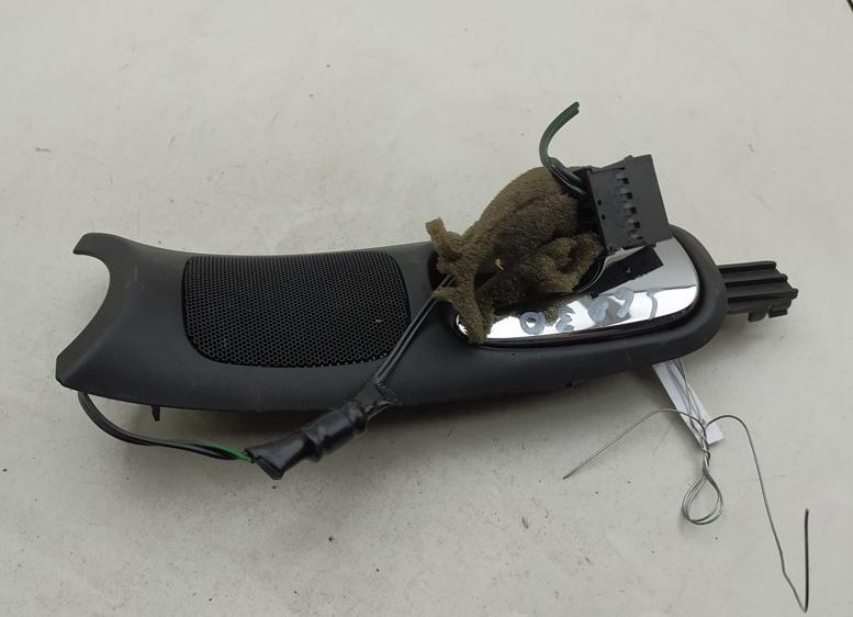 ручка внутренняя передняя правая Audi A4 B5 1997, 1.9 л., дизель, МКПП, зелёный, универсал