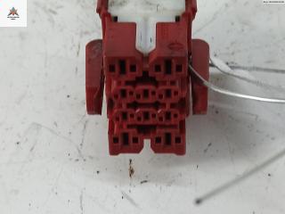 разъем (фишка) проводки Audi A3 8L [рестайлинг] 2002, 1.9 л., дизель, МКПП, серый, хетчбэк 5 дв., 1355353