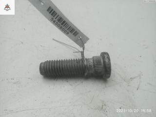 болт колесный Ford Transit 6 поколение 2005, 2.0 л., дизель, МКПП, красный, микроавтобус