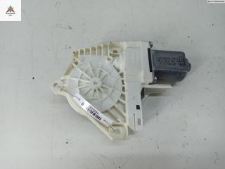 моторчик стеклоподъемника задний правый Audi Q3 8U 2012, 2.0 л., дизель, АКПП, серый, внедорожник 5 дв., 8K0959812A