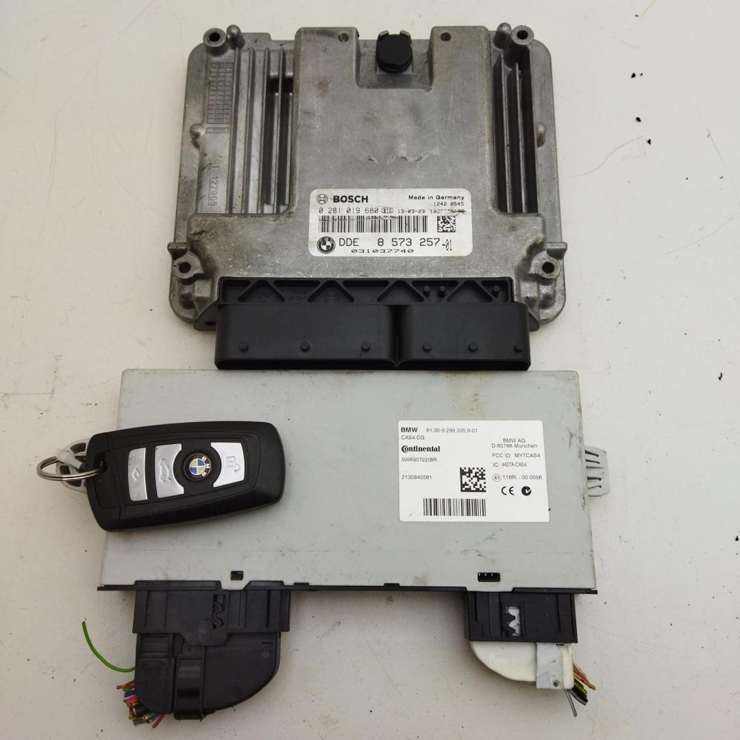 ЭБУ BMW 5 F10/F11 2013, 2.0 л., дизель, АКПП, синий, универсал, 8573257