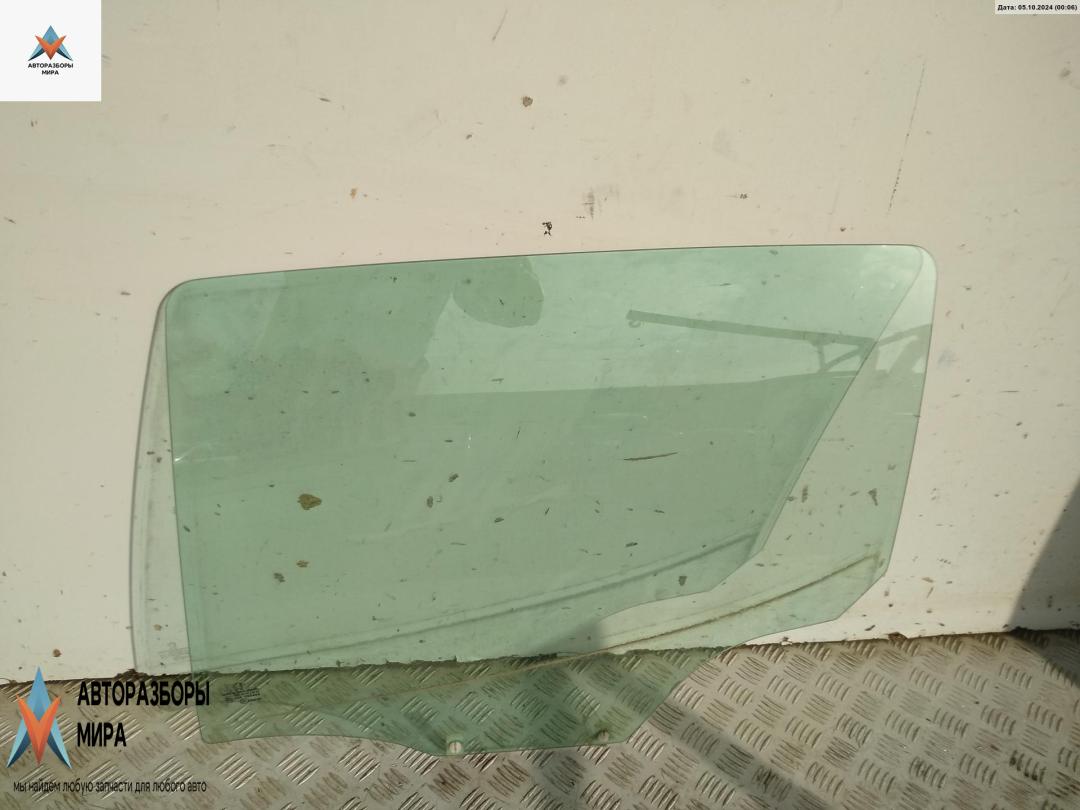 стекло двери задней левой Peugeot 207 1 поколение 2007, 1.4 л., бензин, МКПП, серый, универсал - фото №1