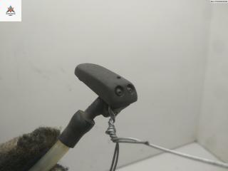 форсунка омывателя лобового стекла Volkswagen Transporter T4 1991, 2.5 л., бензин, МКПП, красный, микроавтобус, 191955985A