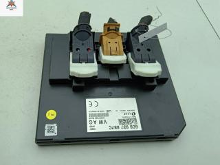 блок комфорта Skoda Rapid 1 поколение 2016, 1.2 л., бензин, МКПП, серый, хетчбэк 5 дв., 6C0937087C