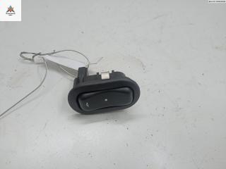 кнопка стеклоподъемника заднего левого Opel Zafira 1 поколение (A) 1999, 1.8 л., бензин, МКПП, серый, минивэн, 90561388