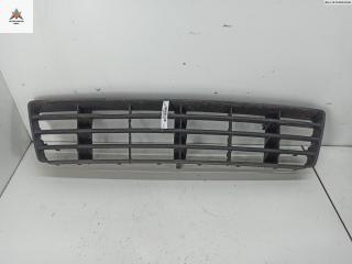 заглушка (решетка) в бампер Audi A6 4B/C5 1998, 2.8 л., бензин, МКПП, серый, универсал, 4B0807683F