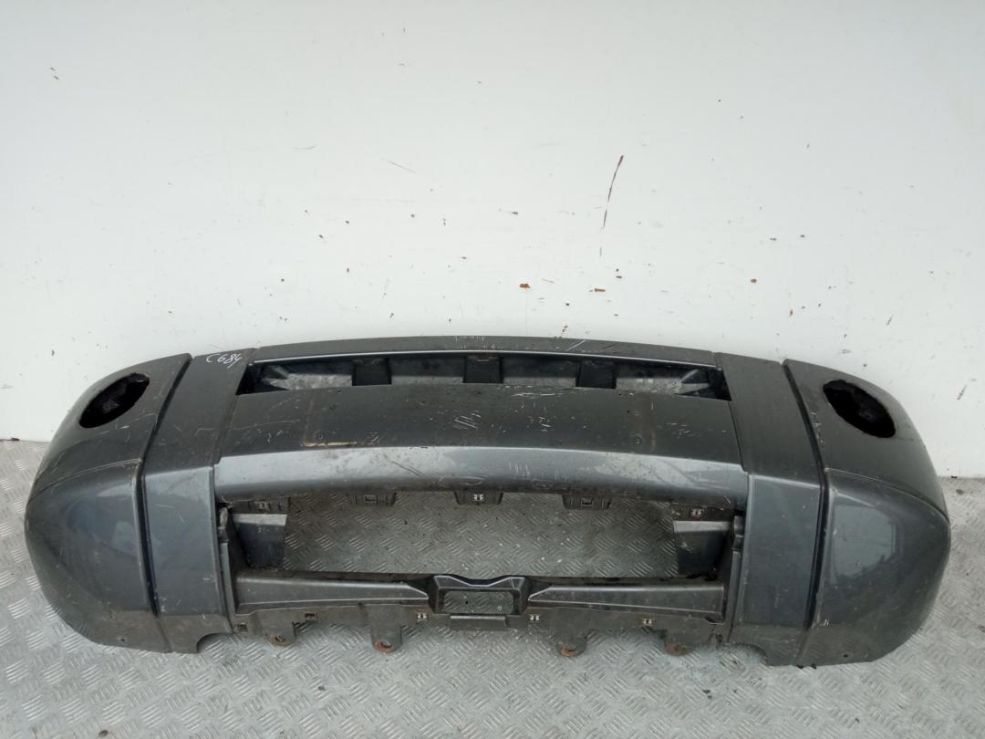 бампер передний Land Rover Discovery 2005, дизель, серый, внедорожник 5 дв.