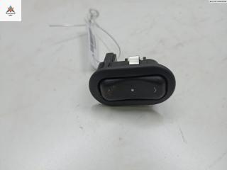 кнопка стеклоподъемника переднего правого Opel Astra G 2003, 1.7 л., дизель, МКПП, зелёный, универсал, 90561388