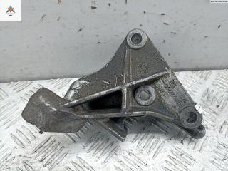 кронштейн КПП Opel Vectra B 1998, 1.6 л., бензин, МКПП, красный, хетчбэк 5 дв., 90497583