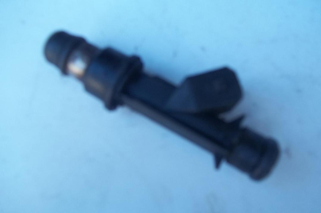 форсунка Opel Astra G 2000, 1.6 л., бензин, МКПП, серый, хетчбэк 3 дв., 25313846