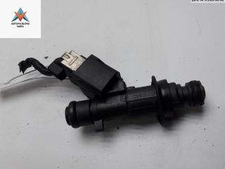 форсунка Volkswagen Polo 3 поколение 1999, 1.4 л., бензин, МКПП, зелёный, универсал, 030906031L