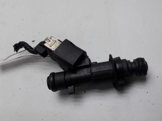 форсунка Volkswagen Polo 3 поколение 1999, 1.4 л., бензин, МКПП, зелёный, универсал, 030906031L