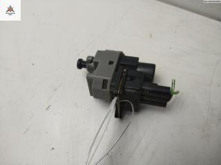 Датчик (включатель) стоп-сигнала Ford Fusion 1 поколение 2004, 1.6 л., i, бензин, МКПП, серый, хетчбэк 5 дв.