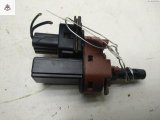 Датчик (включатель) стоп-сигнала Ford Fusion 1 поколение [рестайлинг] 2008, 1.4 л., дизель, МКПП, серый, хетчбэк 5 дв., 2S6T70634AA