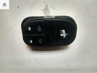 кнопка стеклоподъемника переднего левого Ford Mondeo 1 поколение 1994, 1.6 л., i, бензин, МКПП, серый, хетчбэк 5 дв., 93BG14529BA