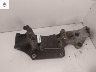 кронштейн генератора Skoda Octavia mk1 (A4 1U) 2001, 1.6 л., бензин, МКПП, серый, универсал, 06A903143P