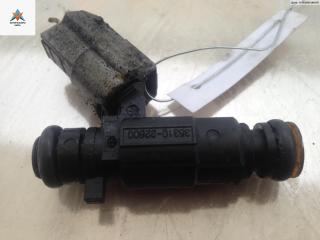 форсунка Hyundai Accent 2 поколение (LC) 2001, 1.3 л., бензин, АКПП, серый, хетчбэк 5 дв., 3531022600