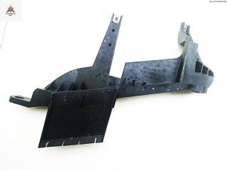 крепление фары правой BMW X3 E83 2004, 2.5 л., бензин, МКПП, чёрный, внедорожник 5 дв., 1301073