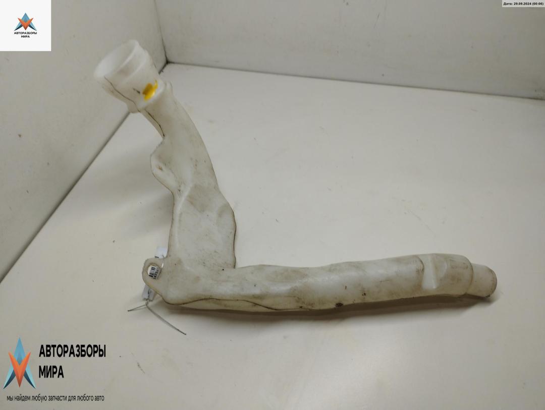 горловина бачка омывателя Peugeot 208 1 поколение 2013, 1.2 л., бензин, МКПП, серый, хетчбэк 3 дв. - фото №1