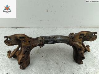 подрамник передний Mazda 323 BA 1994, 1.5 л., бензин, МКПП, зелёный, хетчбэк 5 дв.