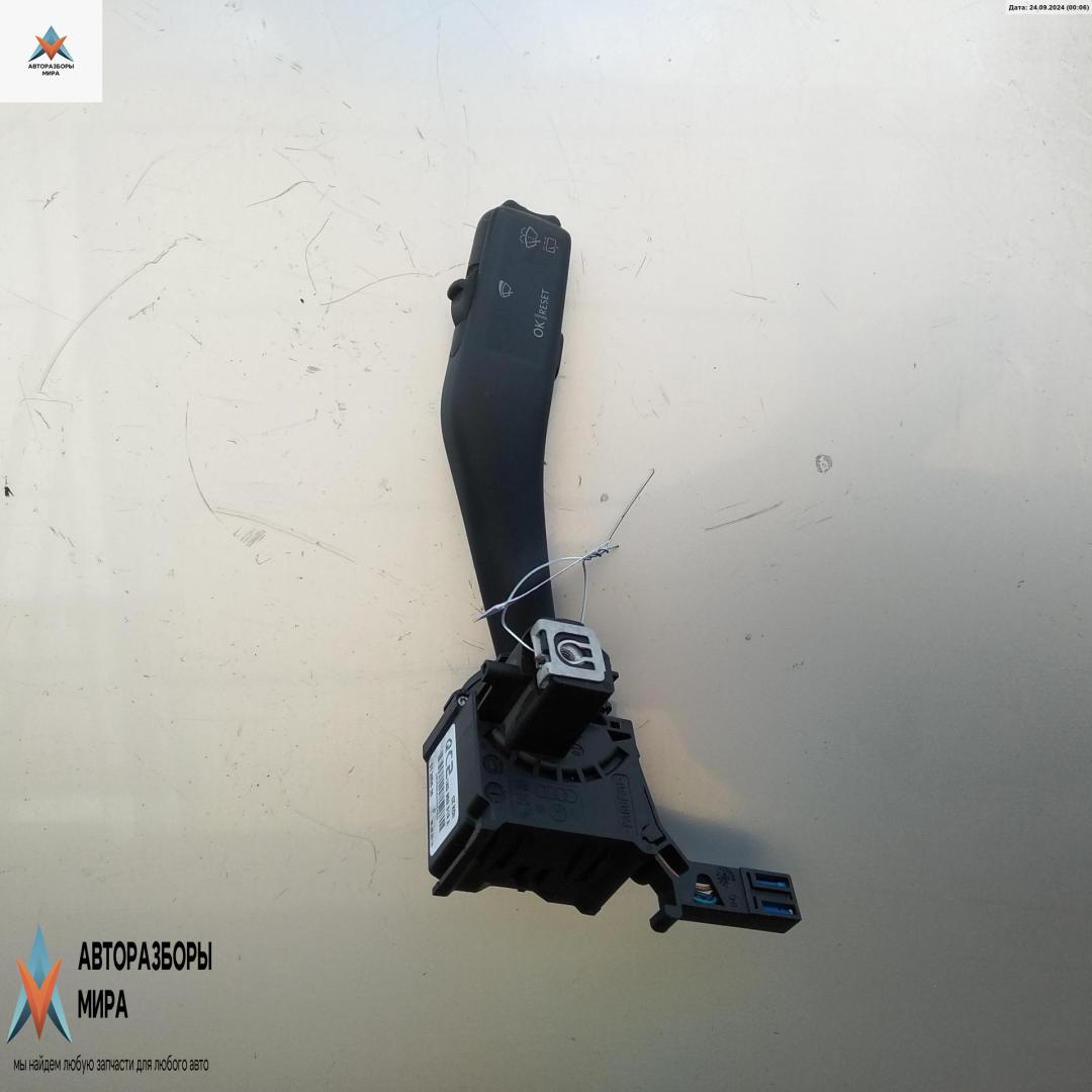 переключатель дворников Volkswagen Golf 5 поколение 2006, 1.4 л., бензин, МКПП, чёрный, хетчбэк 5 дв., 1K0953519A - фото №1