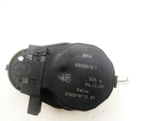 моторчик заслонки печки BMW 5 серия E39 [рестайлинг] 2000, 2.8 л., бензин, МКПП, синий, седан, 6902699